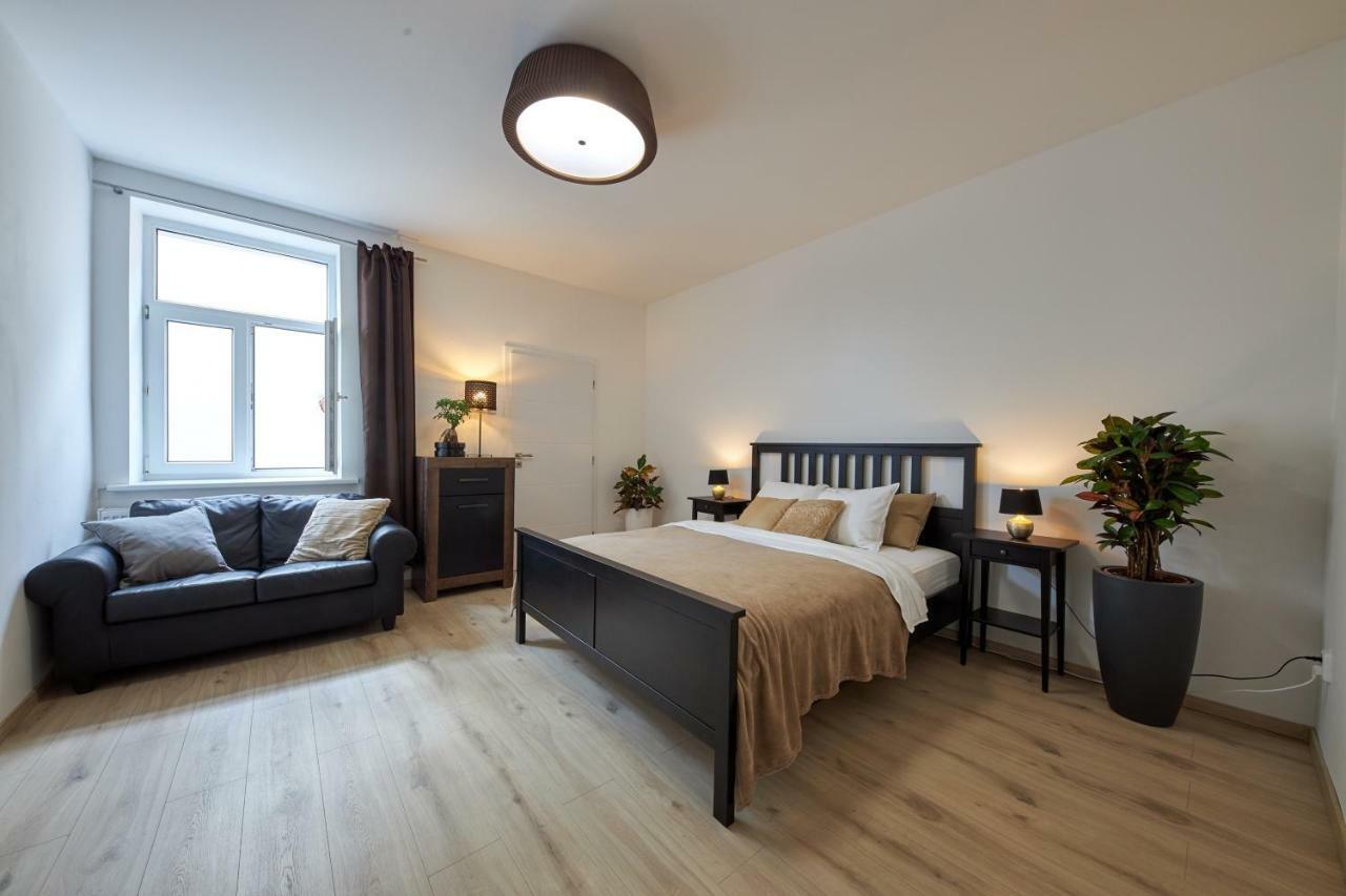 Le Monde Apartment Bratislava - Amazing 5Bdr In Downtown Екстер'єр фото