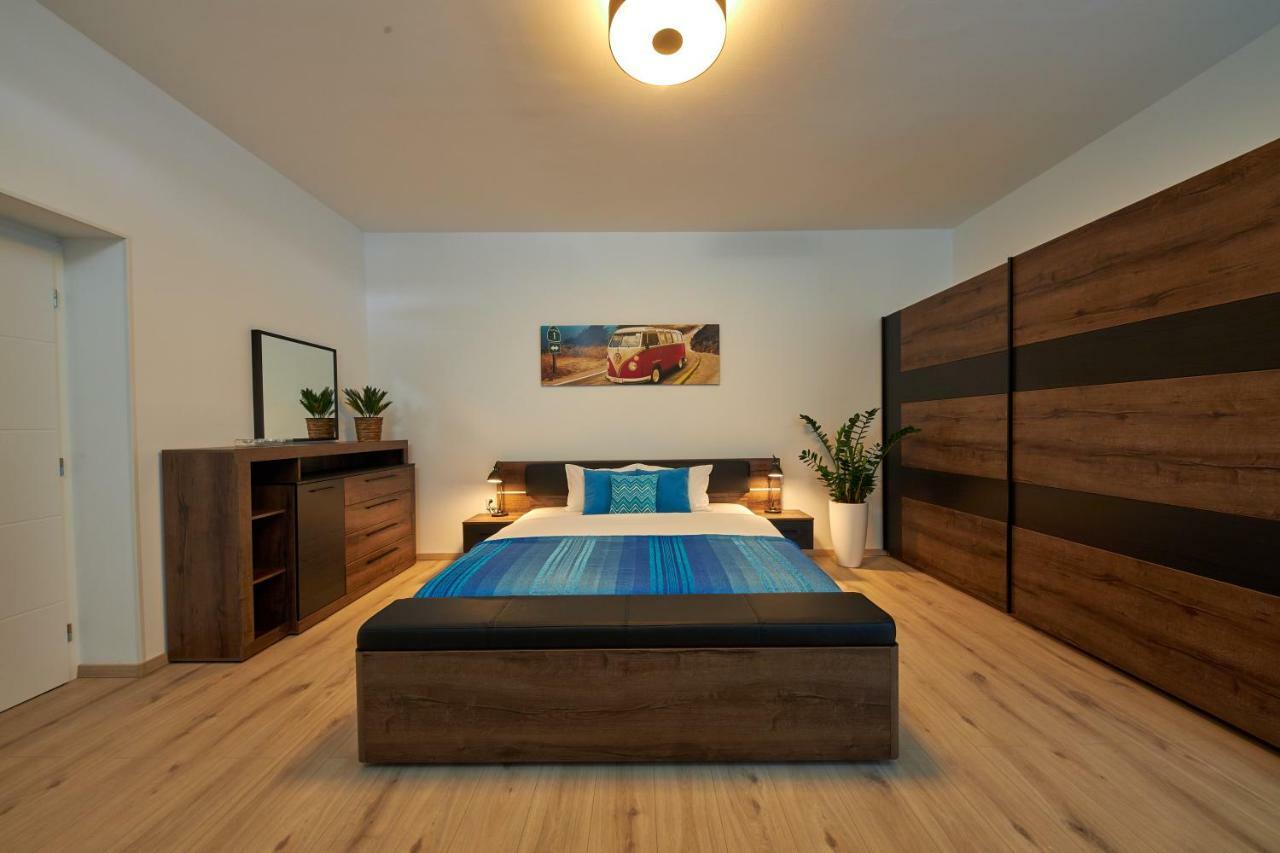 Le Monde Apartment Bratislava - Amazing 5Bdr In Downtown Екстер'єр фото