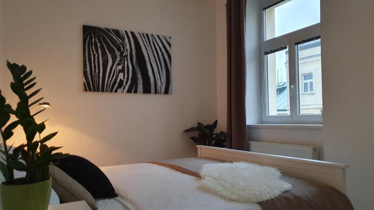 Le Monde Apartment Bratislava - Amazing 5Bdr In Downtown Екстер'єр фото