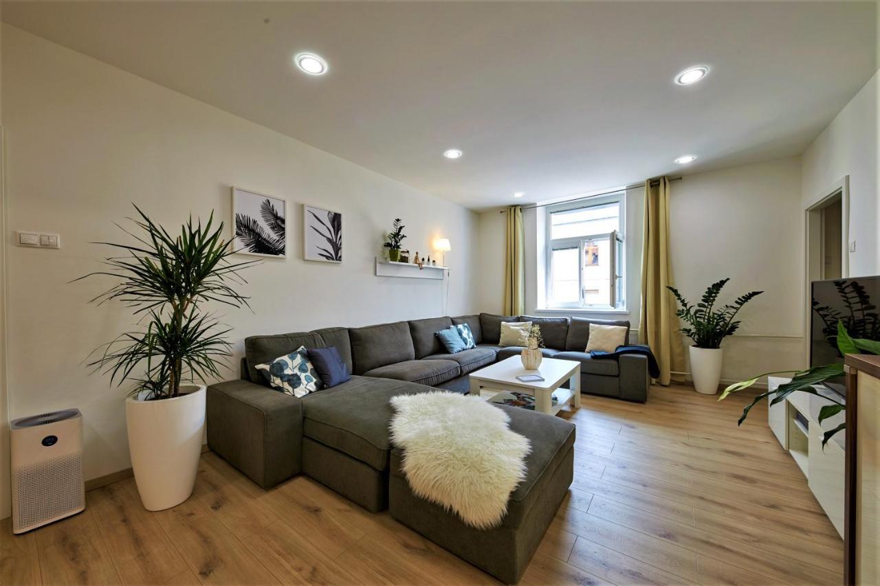 Le Monde Apartment Bratislava - Amazing 5Bdr In Downtown Екстер'єр фото